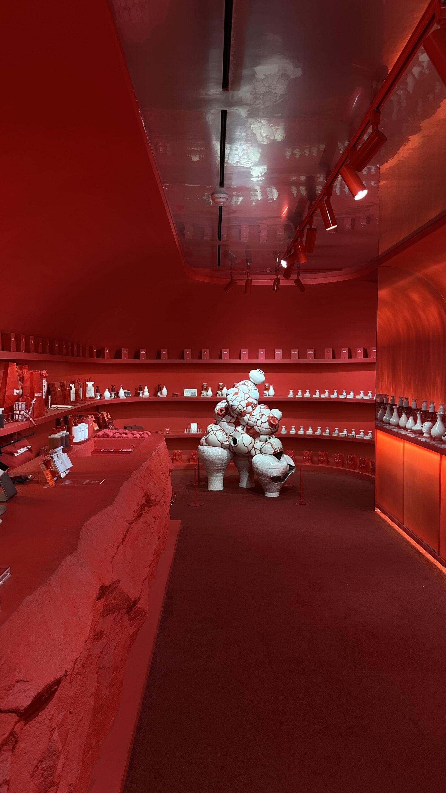 Immersive retail interior design